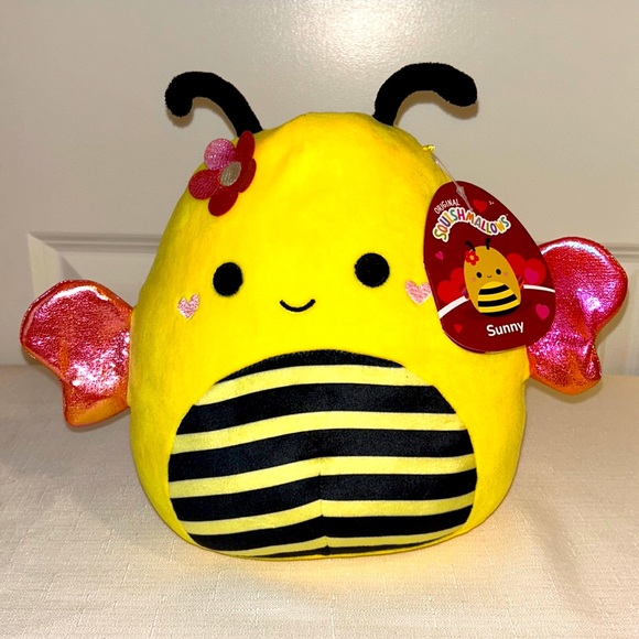 Squishmallows Other - Squishmallows Bee 8”